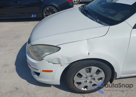 2010 Hyundai Elantra Touring Gls из США, поврежденный, VIN KMHDB8AE1AU065868